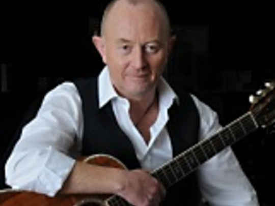 Thumbnail image for Dave Dobbyn