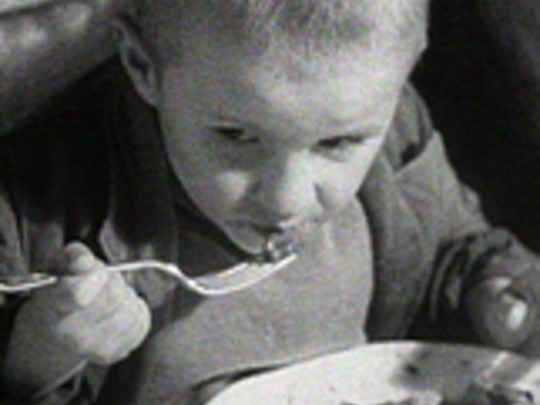 Thumbnail image for Weekly Review No. 169 - New Zealand Soldiers and Polish Children