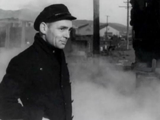 Thumbnail from title in National Film Unit Collection | NZ On Screen