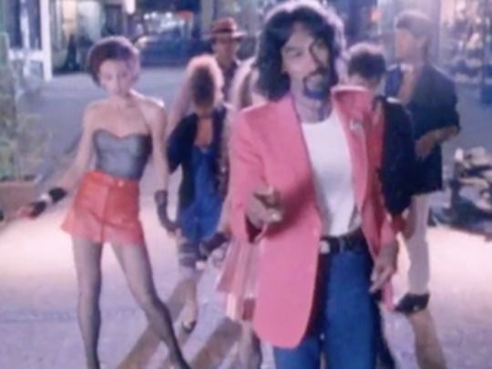 Thumbnail from title in Cover Songs | NZ On Screen