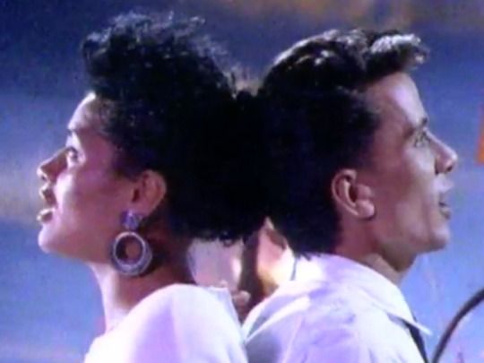 Thumbnail from title in Cover Songs | NZ On Screen