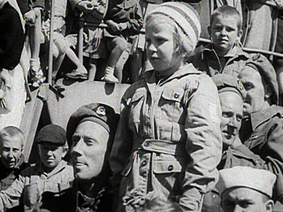Hero image for Weekly Review No. 169 - New Zealand Soldiers and Polish Children