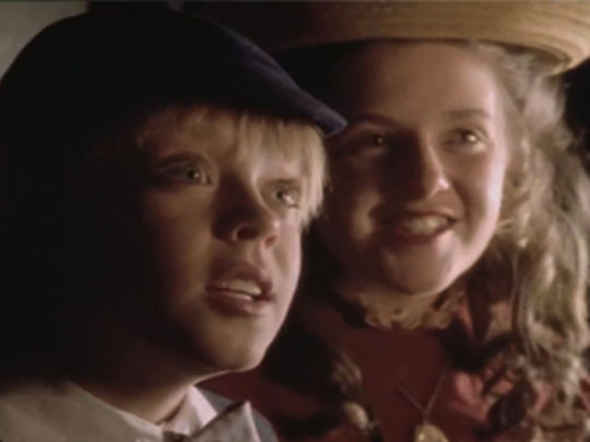 Coolie No 1 1995 - IMDb