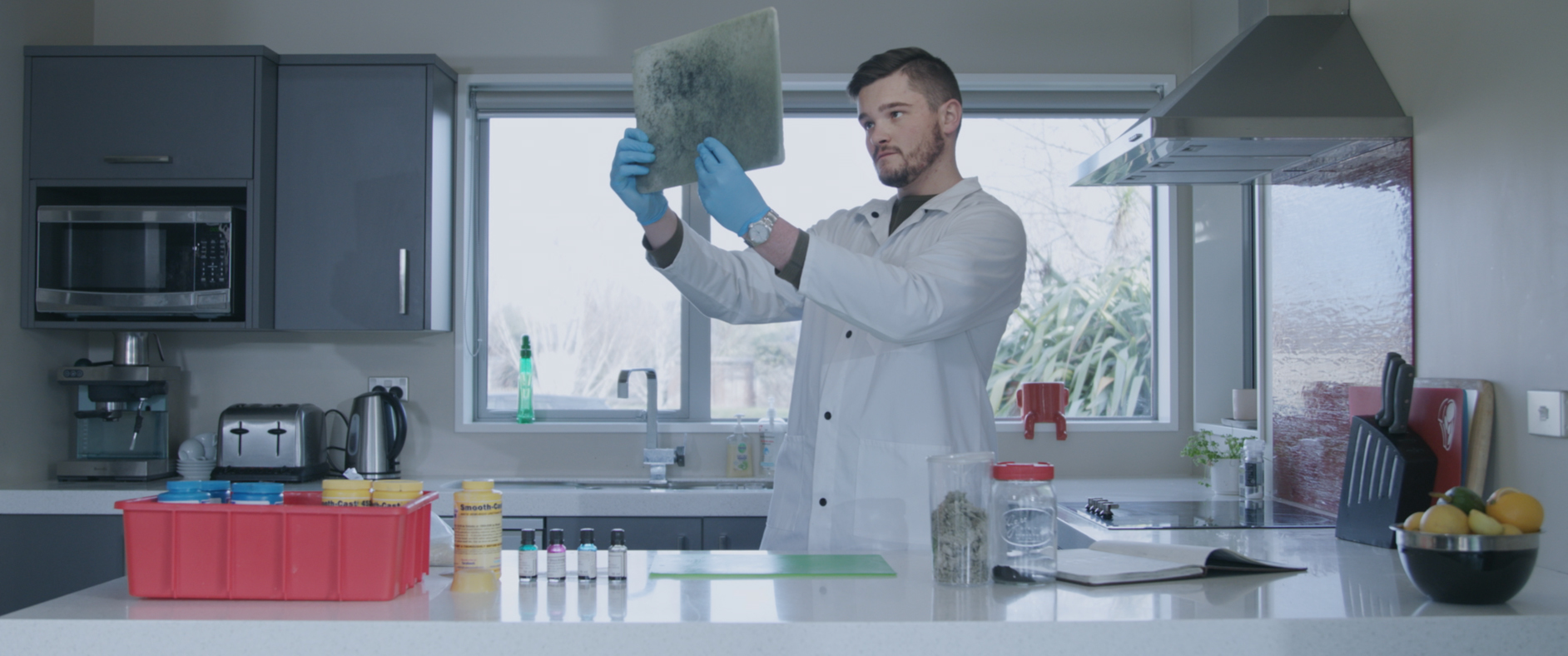 Loading Docs 2018 - What Logan Did | Web | NZ On Screen