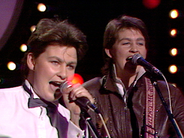 Image for That's Country - The Topp Twins Sing 'Sad Dog' 
