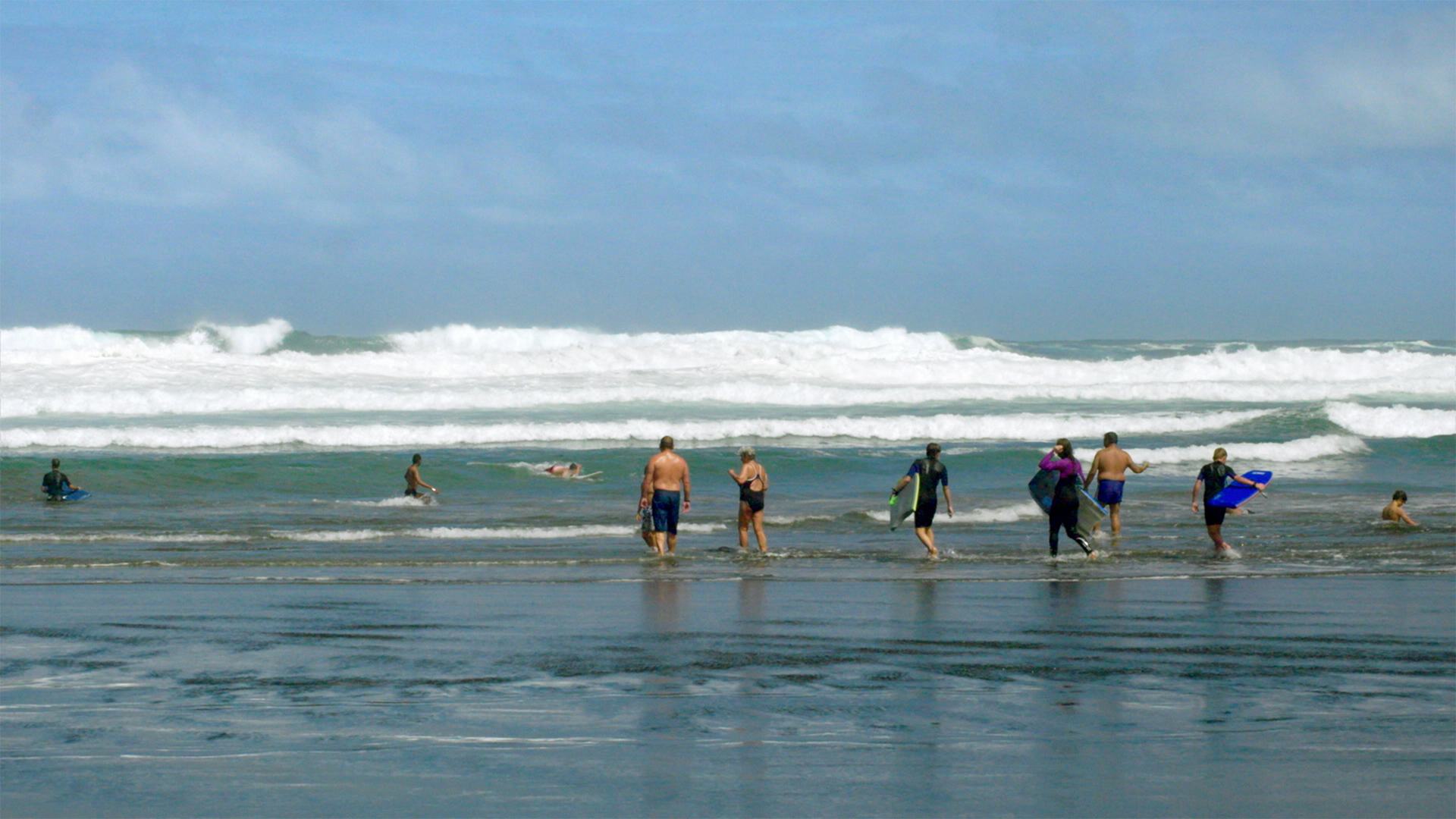 Hero image for Neighbourhood - Piha (with Mark Mitchinson)