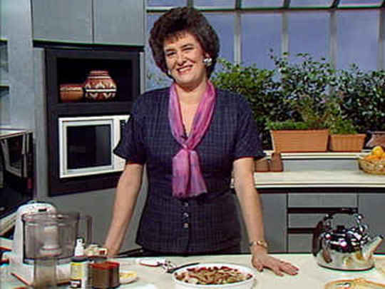 Thumbnail image for Alison Holst's Microwave Menus - Series One