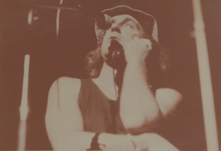 59-JohnClarke-LC-Onstage.jpg