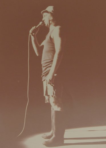59-JohnClarke-LC-Stagemic.jpg