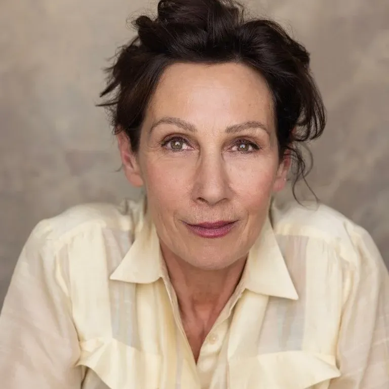 Alison Bruce headshot