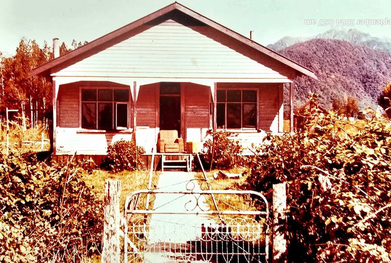 Bad-Blood-8-gate-house753.jpg