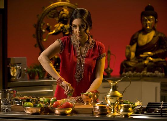 Laila-Rouass-_Anita_-Cooking-show_-Anita-applies-lime-juice-from-Tahitian-Limes.jpg