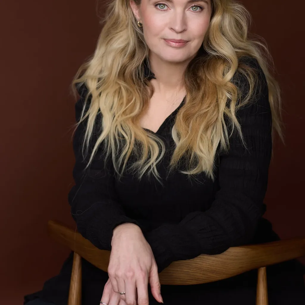 Profile picture of Siobhan Marshall