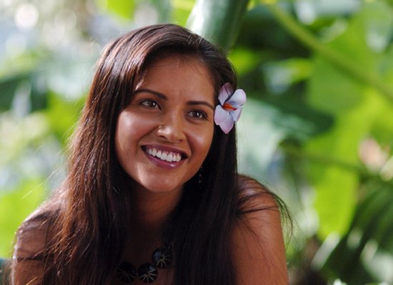 Sione_s_Wedding_Gallery_Woman.jpg